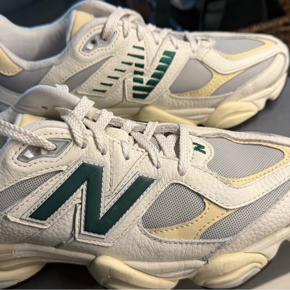 New Balance White and Green Sneakers